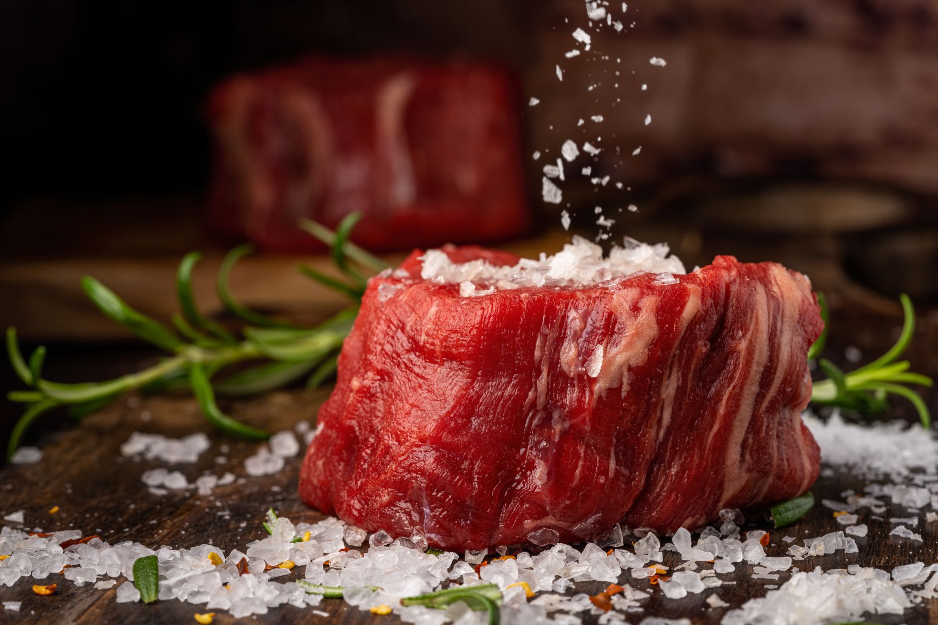 クレイジーソルトとは？成分・特徴・ラム肉との相性を食肉専門店が解説